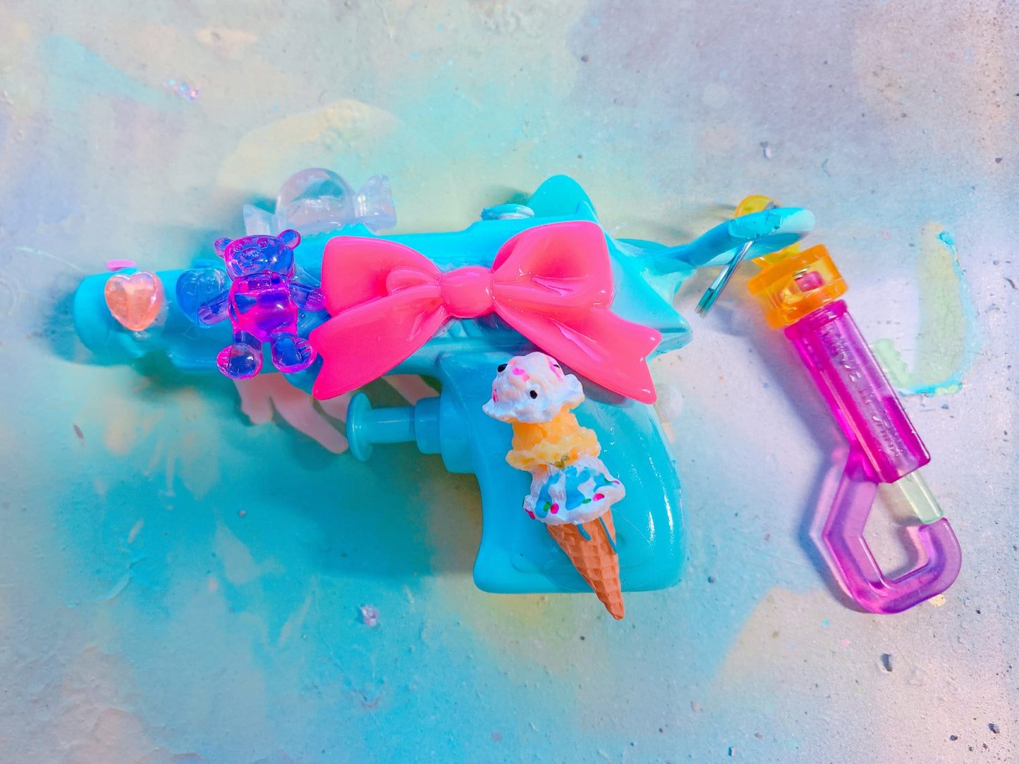 Light Blue Cute Squirt Gun (Bag Clip)