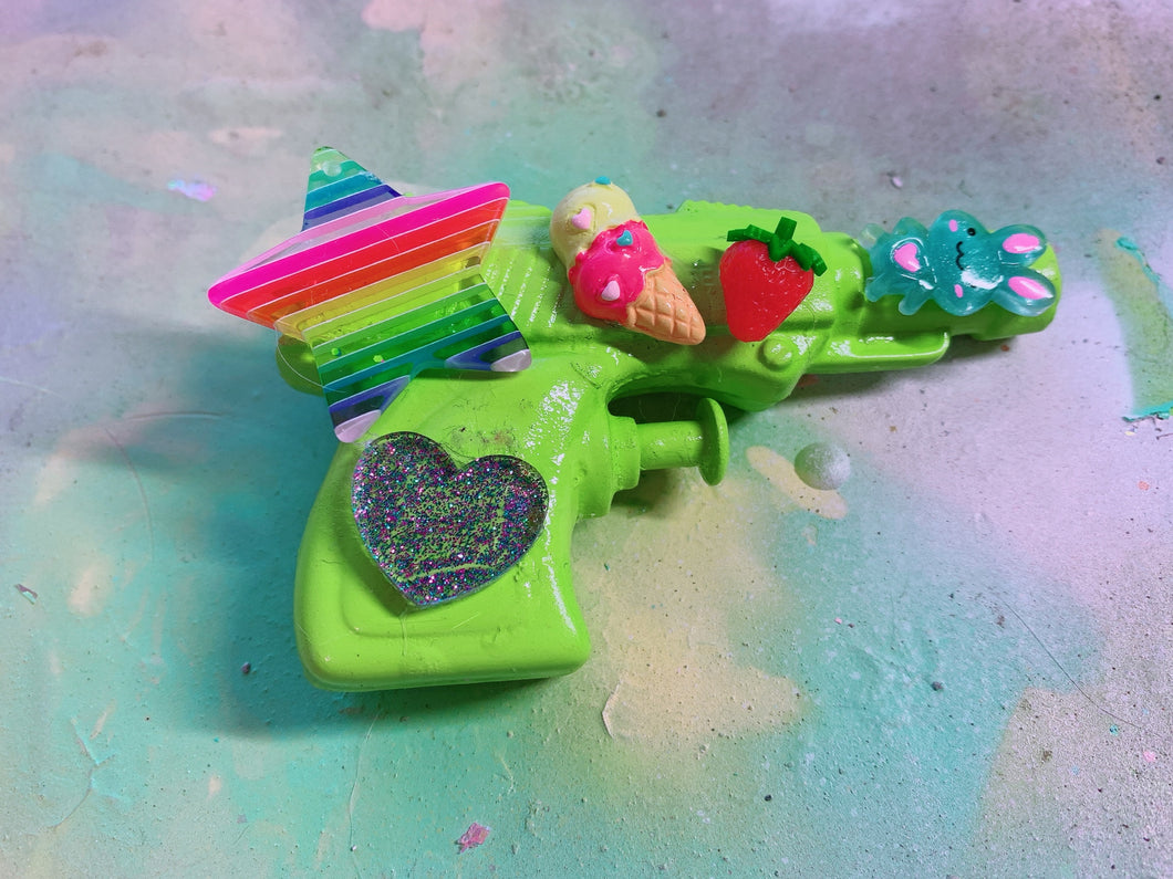 Green Fun Squirt Gun  Hair Clip